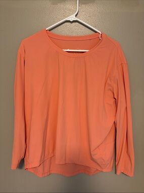 Women's Coral Long-Sleeve Crew Tee